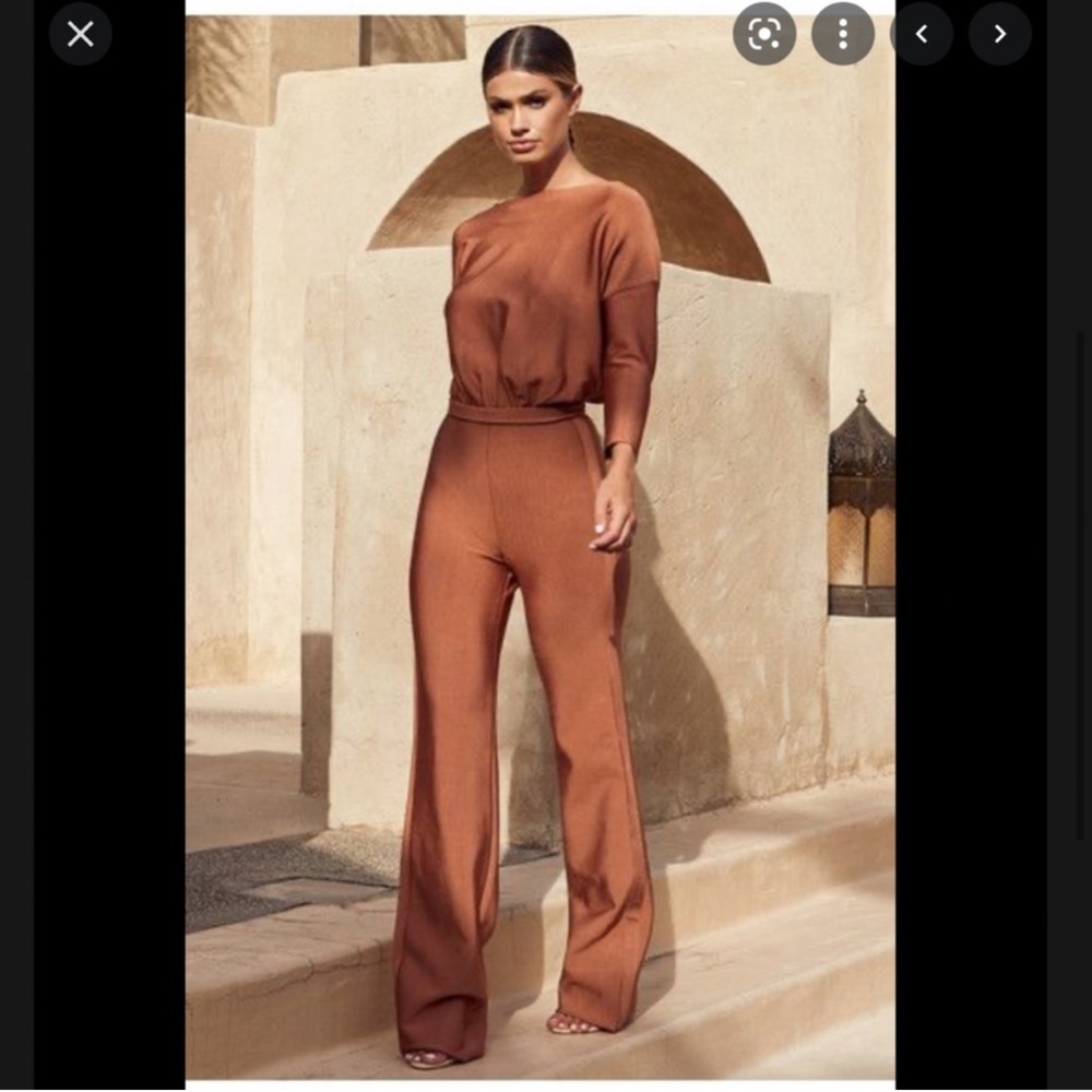 House of CB Danuja Jumpsuit! 

LOOKING FOR A SIZE SMALL! PLEASE TAG ME!!